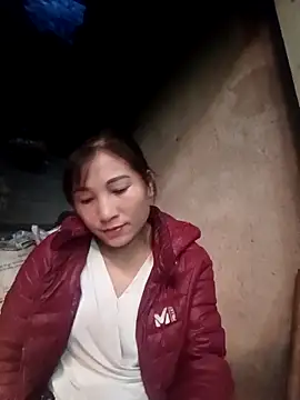 Snapshot of YAYAA-502 chatting on 11/26/25, 02:12 YAYAA-502 online show from 11/26/25, 02:12