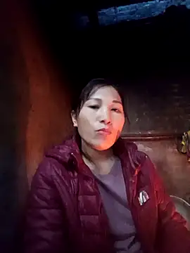 Snapshot of YAYAA-502 chatting on 11/29/25, 01:30 YAYAA-502 online show from 11/29/25, 01:30