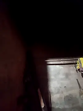 Snapshot of YAYAA-502 chatting on 11/30/25, 11:20 YAYAA-502 online show from 11/30/25, 11:20