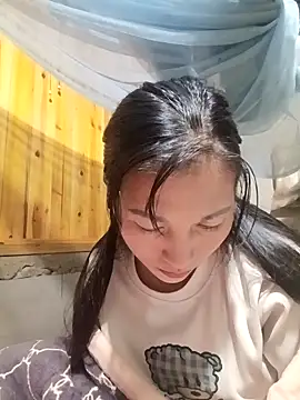 Snapshot of YAYAA-502 chatting on 12/18/25, 02:17 YAYAA-502 online show from 12/18/25, 02:17