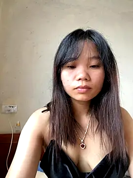 Snapshot of Ngoc-bbi chatting on 11/08/25, 02:12 Ngoc-bbi online show from 11/08/25, 02:12