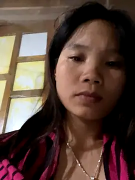 Snapshot of Ngoc-bbi chatting on 11/28/25, 02:20 Ngoc-bbi online show from 11/28/25, 02:20