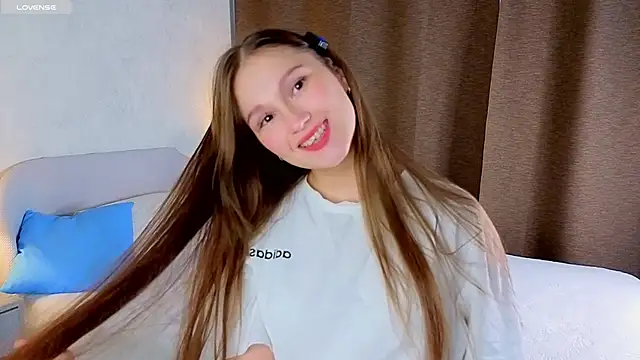 MelaniSeiver online show from 09/23/25, 01:08