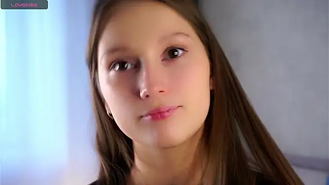 MelaniSeiver online show from 10/03/25, 01:13