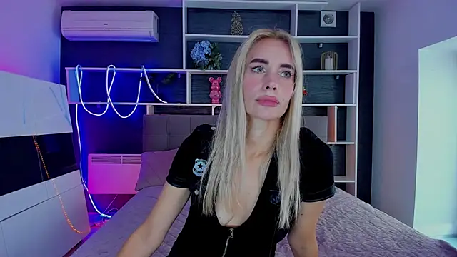 SabrinaSharm online show from 10/14/25, 11:44