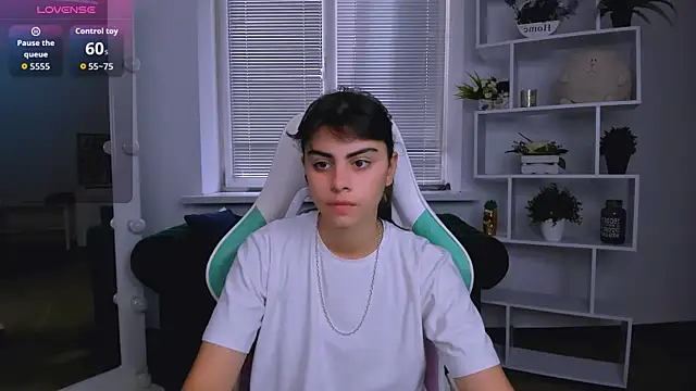 Cocoa Sins online show from 10/30/25, 06:48