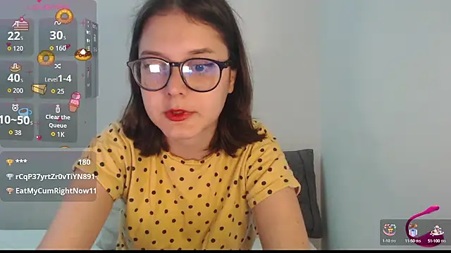 MadieLorez online show from 09/11/25, 01:17