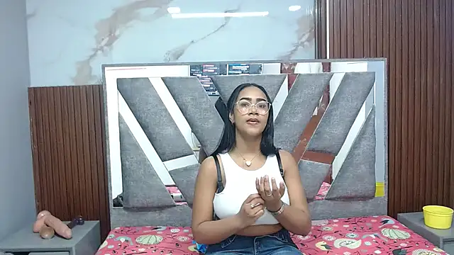 sanabeltits202cl online show from 09/18/25, 03:30