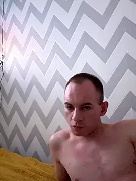 Snapshot of Seriy43 chatting on 11/04/25, 12:10 Seriy43 online show from 11/04/25, 12:10