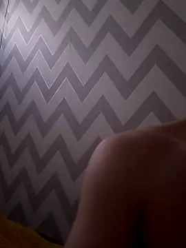 Snapshot of Seriy43 chatting on 11/09/25, 01:48 Seriy43 online show from 11/09/25, 01:48