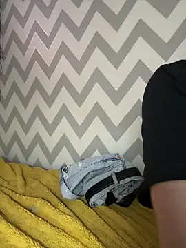 Snapshot of Seriy43 chatting on 12/04/25, 08:45 Seriy43 online show from 12/04/25, 08:45