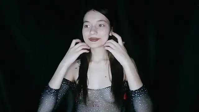 Snapshot of Liza-Kitty chatting on 09/17/25, 08:10 Liza-Kitty online show from 09/17/25, 08:10