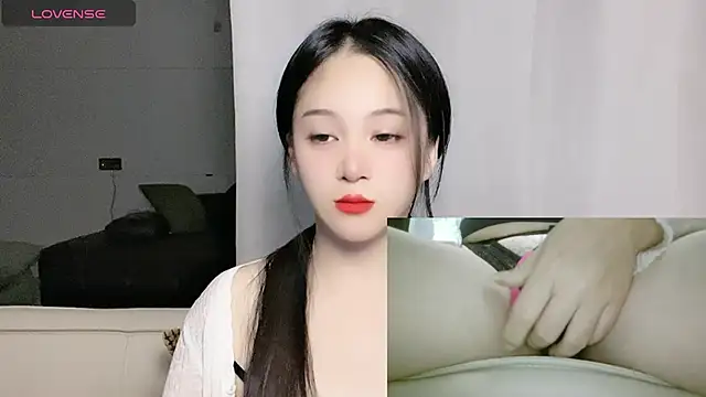 Snapshot of woaiqinqin chatting on 09/16/25, 03:57 woaiqinqin online show from 09/16/25, 03:57