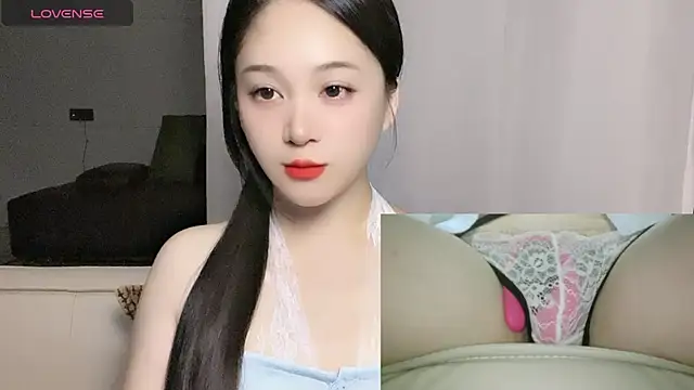 Snapshot of woaiqinqin chatting on 09/18/25, 03:36 woaiqinqin online show from 09/18/25, 03:36