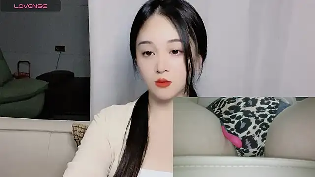Snapshot of woaiqinqin chatting on 09/27/25, 03:39 woaiqinqin online show from 09/27/25, 03:39