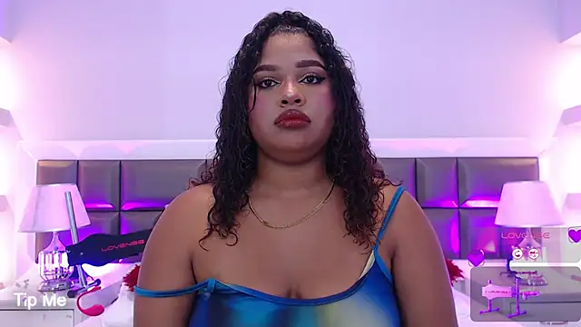 LennaEvans online show from 10/15/25, 10:59