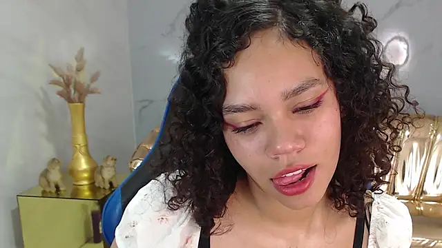 Canela s1 online show from 10/17/25, 08:33