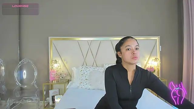 BiancaDior online show from 09/08/25, 04:50