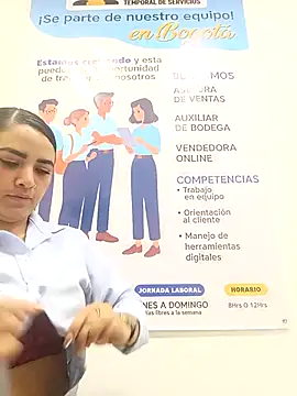 Snapshot of MAYE__13 chatting on 12/01/25, 11:59 MAYE 13 online show from 12/01/25, 11:59