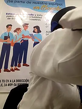 Snapshot of MAYE__13 chatting on 12/04/25, 12:03 MAYE 13 online show from 12/04/25, 12:03