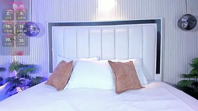 MariathLittle online show from 09/18/25, 05:26