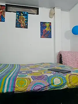 Snapshot of zoe_stp_latina chatting on 11/11/25, 06:19 zoe stp latina online show from 11/11/25, 06:19