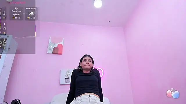 Georgina Ferri  online show from 09/15/25, 05:13