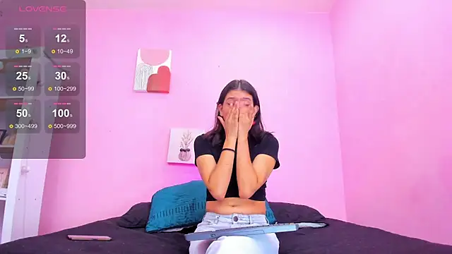 Georgina Ferri  online show from 10/10/25, 05:12