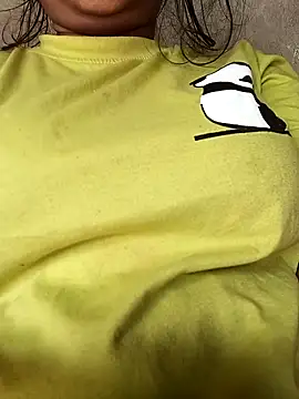 Snapshot of Aaradhya_Sharma chatting on 12/01/25, 08:08 Aaradhya Sharma online show from 12/01/25, 08:08