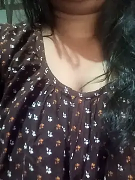 Snapshot of Aaradhya_Sharma chatting on 12/04/25, 09:40 Aaradhya Sharma online show from 12/04/25, 09:40