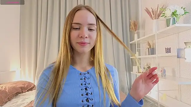 CarollSmithh online show from 11/13/25, 09:03