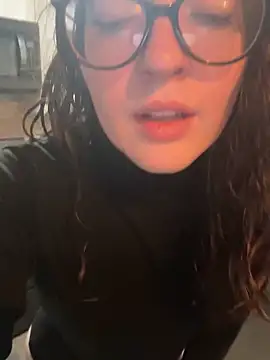 knottybunny online show from 11/29/25, 02:20