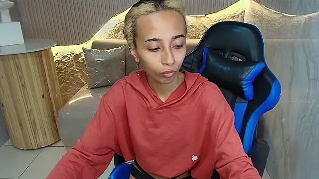 Agnis ink r online show from 11/11/25, 01:11