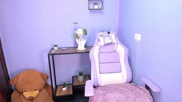 celeste contreras online show from 10/06/25, 05:43