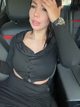 Snapshot of Sarahlove_90 chatting on 09/15/25, 03:45 Sarahlove 90 online show from 09/15/25, 03:45