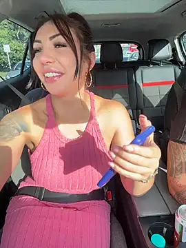 Snapshot of Sarahlove_90 chatting on 09/25/25, 09:18 Sarahlove 90 online show from 09/25/25, 09:18