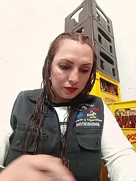 VERONICA  03 online show from 10/16/25, 02:18