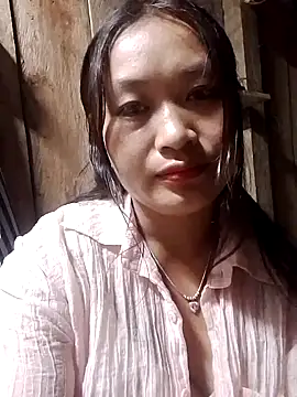 Snapshot of lusy-bae chatting on 09/15/25, 01:44 lusy-bae online show from 09/15/25, 01:44