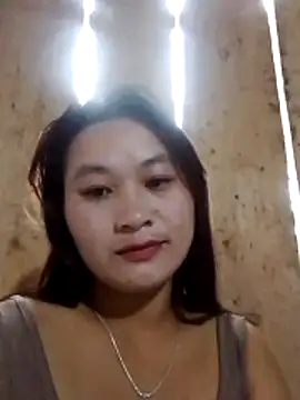 Snapshot of lusy-bae chatting on 10/20/25, 01:06 lusy-bae online show from 10/20/25, 01:06