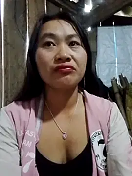 Snapshot of lusy-bae chatting on 11/01/25, 12:56 lusy-bae online show from 11/01/25, 12:56