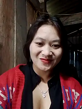 Snapshot of lusy-bae chatting on 11/04/25, 12:32 lusy-bae online show from 11/04/25, 12:32