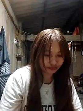 Snapshot of lusy-bae chatting on 11/12/25, 02:06 lusy-bae online show from 11/12/25, 02:06