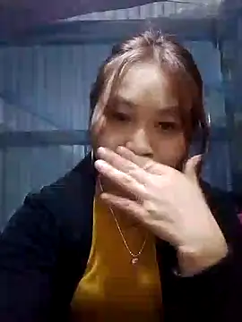 Snapshot of lusy-bae chatting on 11/19/25, 01:27 lusy-bae online show from 11/19/25, 01:27