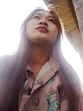 Snapshot of lusy-bae chatting on 11/23/25, 01:05 lusy-bae online show from 11/23/25, 01:05