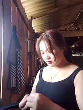 Snapshot of lusy-bae chatting on 11/24/25, 05:40 lusy-bae online show from 11/24/25, 05:40