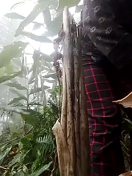 Snapshot of lusy-bae chatting on 12/04/25, 02:54 lusy-bae online show from 12/04/25, 02:54