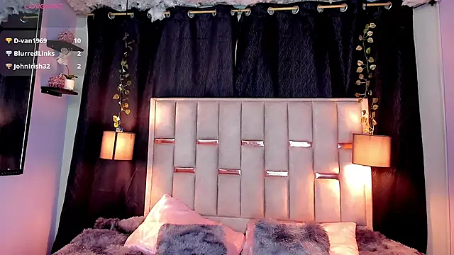 Snapshot of melody-rouss chatting on 10/03/25, 03:14 melody-rouss online show from 10/03/25, 03:14