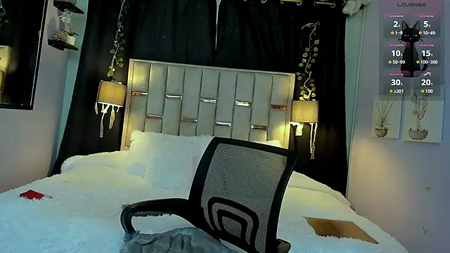 Snapshot of melody-rouss chatting on 11/03/25, 03:08 melody-rouss online show from 11/03/25, 03:08