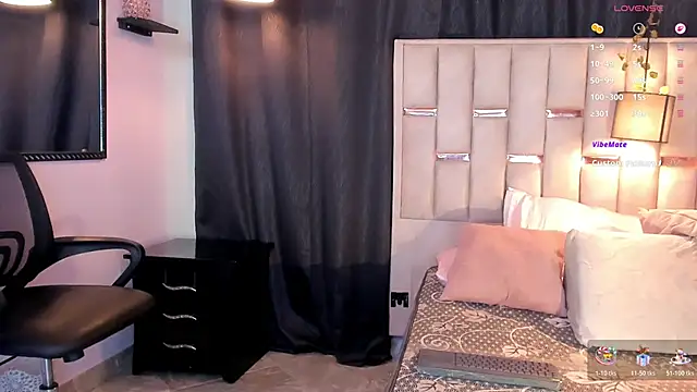 Snapshot of melody-rouss chatting on 11/22/25, 10:58 melody-rouss online show from 11/22/25, 10:58