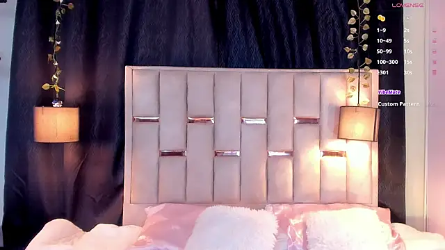 Snapshot of melody-rouss chatting on 11/23/25, 02:44 melody-rouss online show from 11/23/25, 02:44